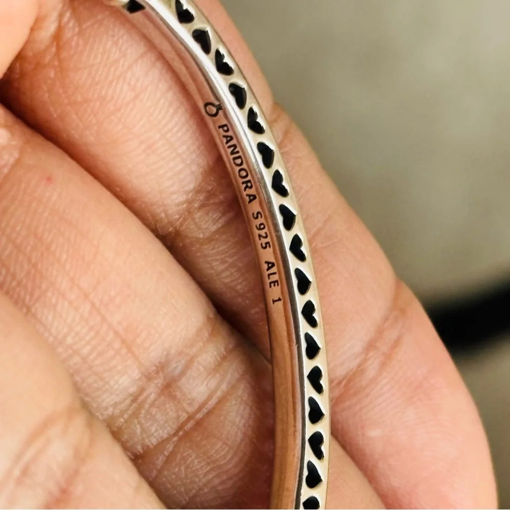 Pandora Elegant Pink Enamel Bangle Bracelet - Picture 5 of 6